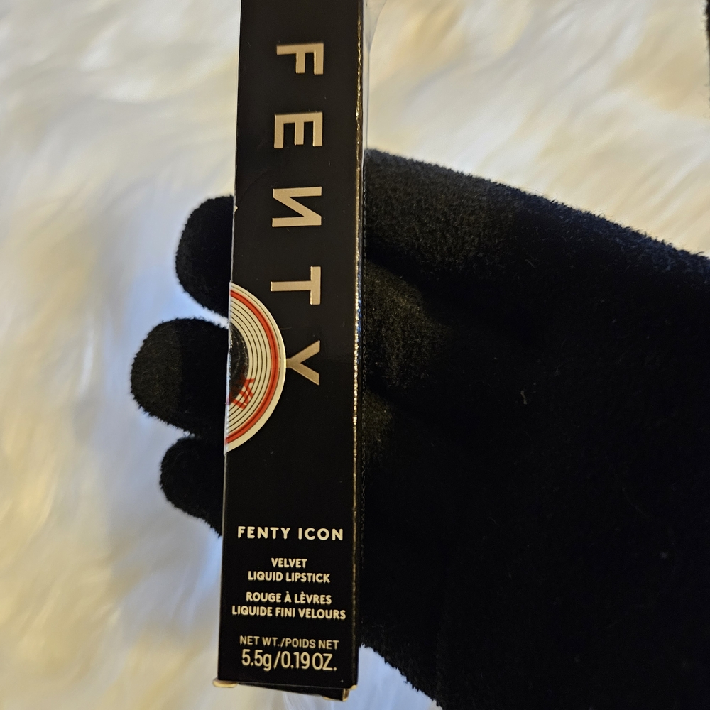 Fenty Beauty Black Gloves